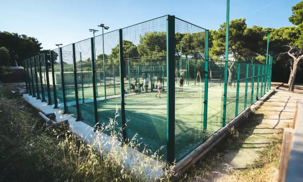 HolaCamp Sitges Garrofer by Viajes Velero