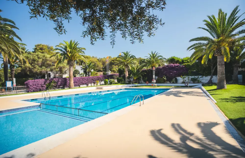 HolaCamp Sitges Relax by Viajes Velero