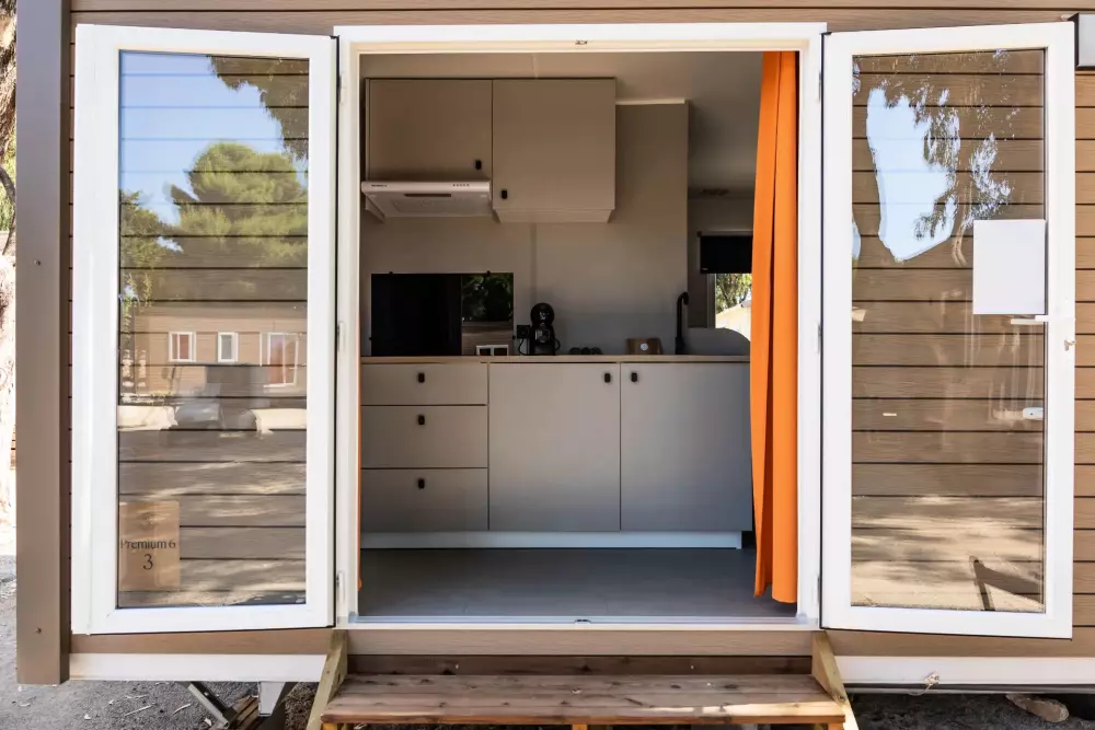 HolaCamp Sitges Relax by Viajes Velero