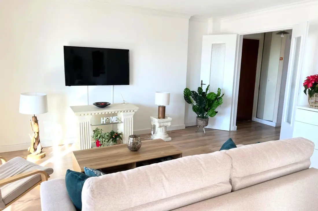 Appartement T3 met balkon dichtbij De La Mer