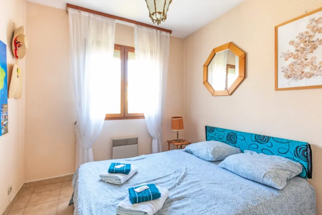 Duplex Near Beach Garden, Clim, Wifi