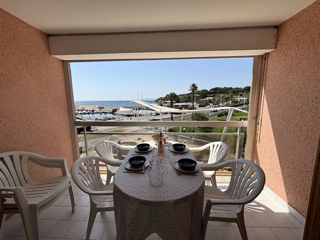 Le Port Helena Residence