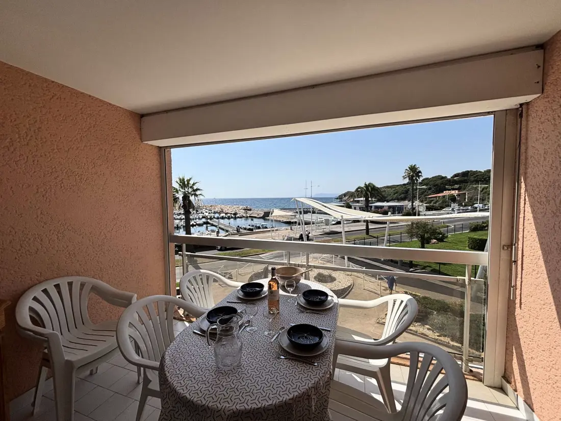 Le Port Helena Residence