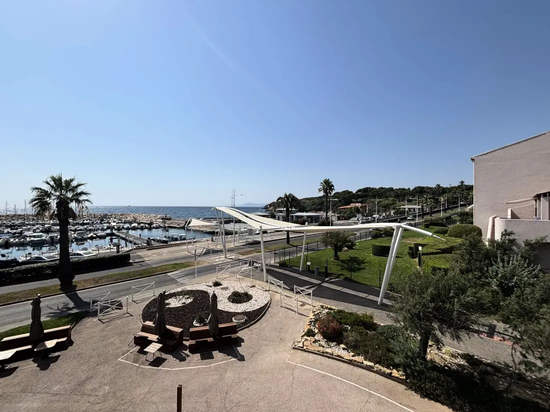 Le Port Helena Residence