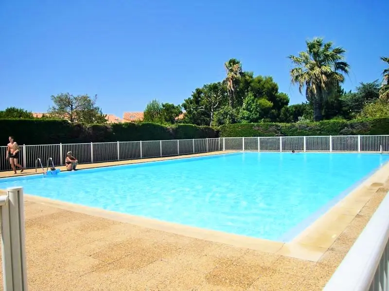 Marine Residence D'aryana