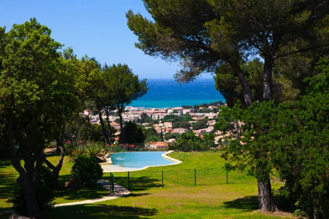 Luxus Villa Swimming medencével és Jacuzzi-tengeri kilátással