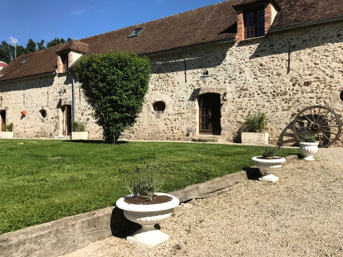 Gîte de France Der weiße Mann 4 Ohren