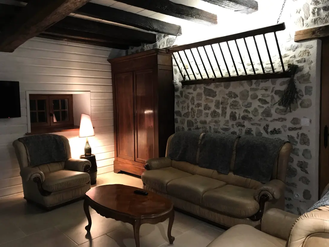 Gîte de France Der weiße Mann 4 Ohren
