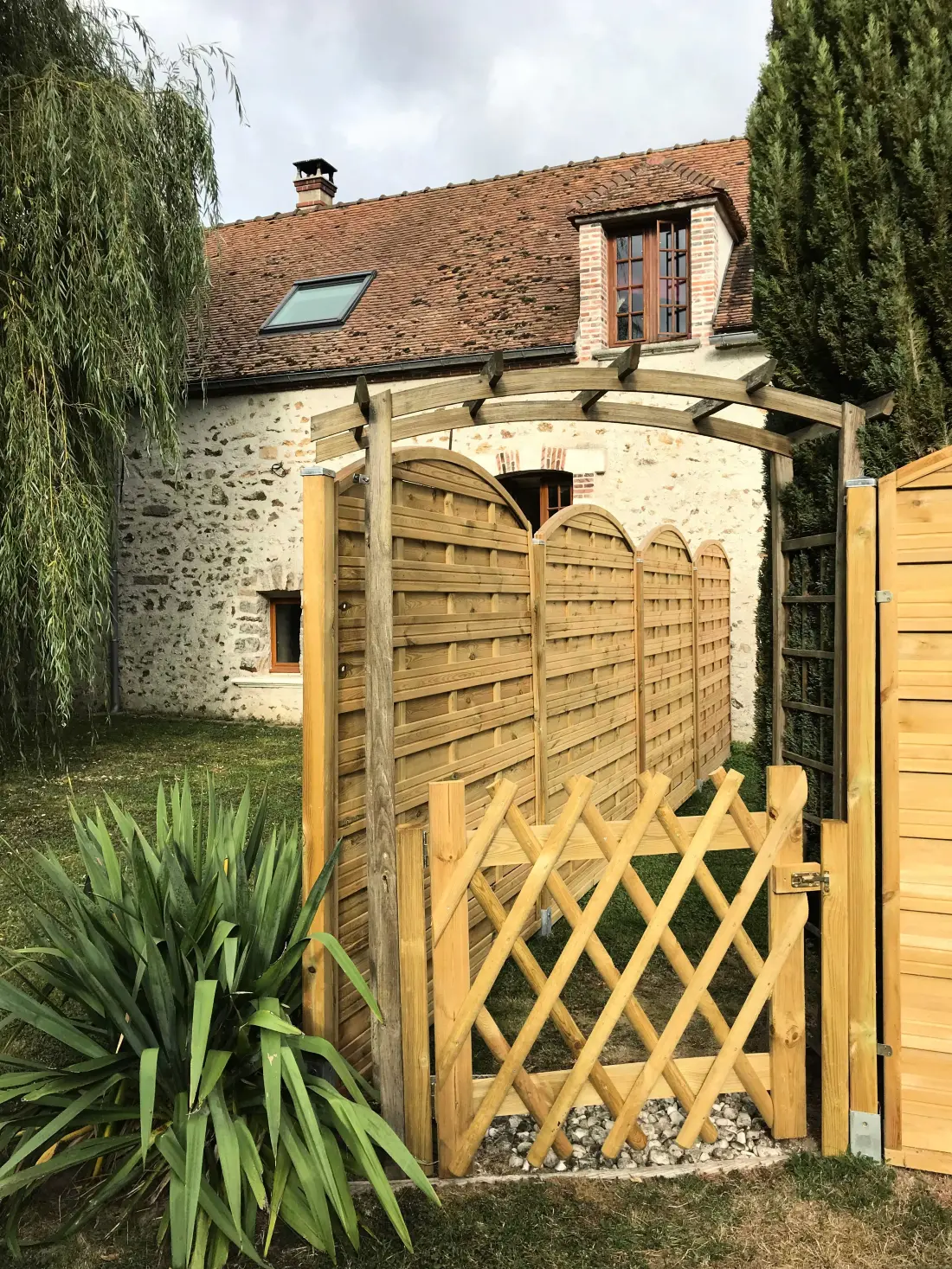 Gîte de France Der weiße Mann 4 Ohren