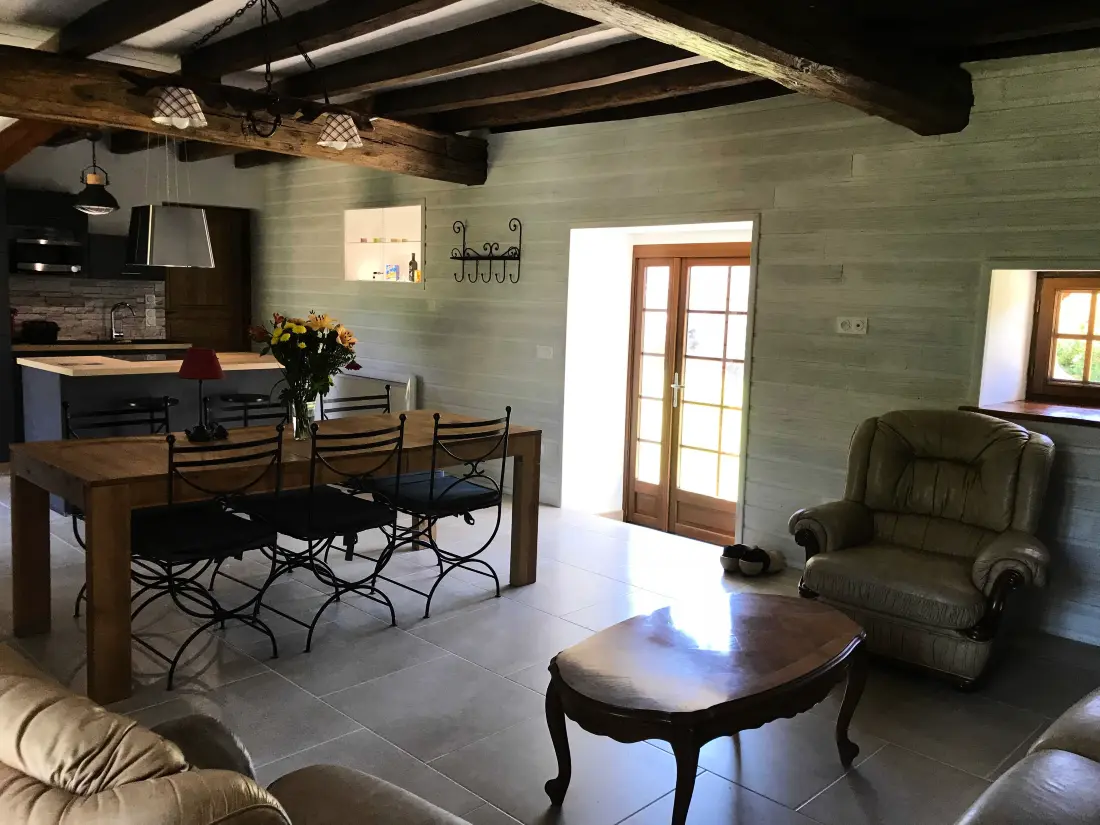 Gîte de France Der weiße Mann 4 Ohren