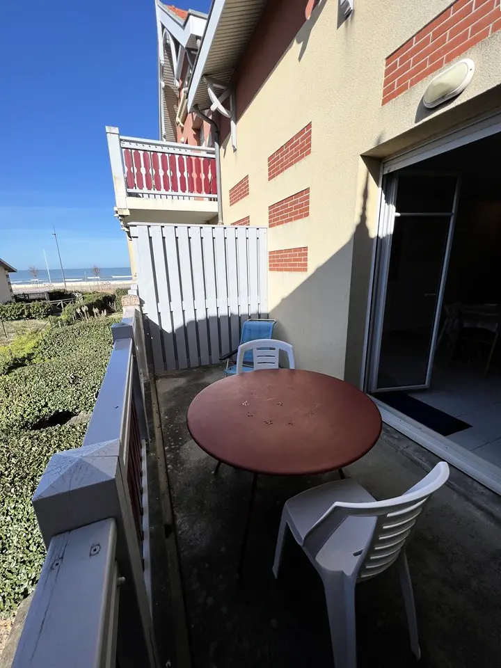 Les Vagues Residence