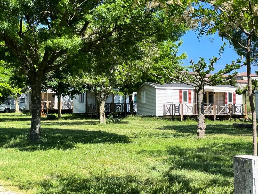 Camping Le Bardou 3 Sterren★★★