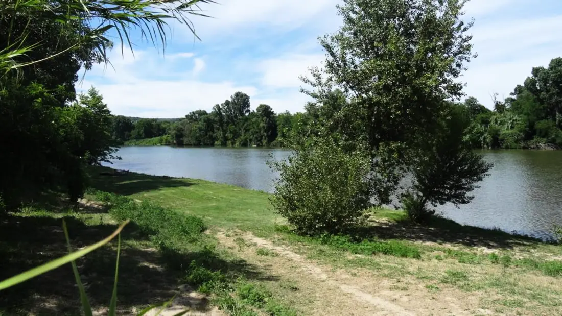Campsite Tikayan Le Peyrolais 3 Csillagok★★★
