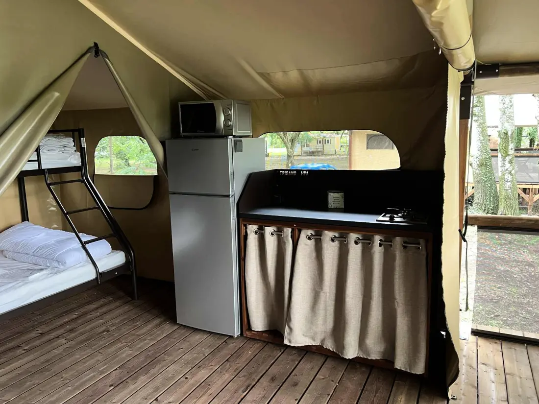 Campsite Tikayan Le Peyrolais 3 Csillagok★★★