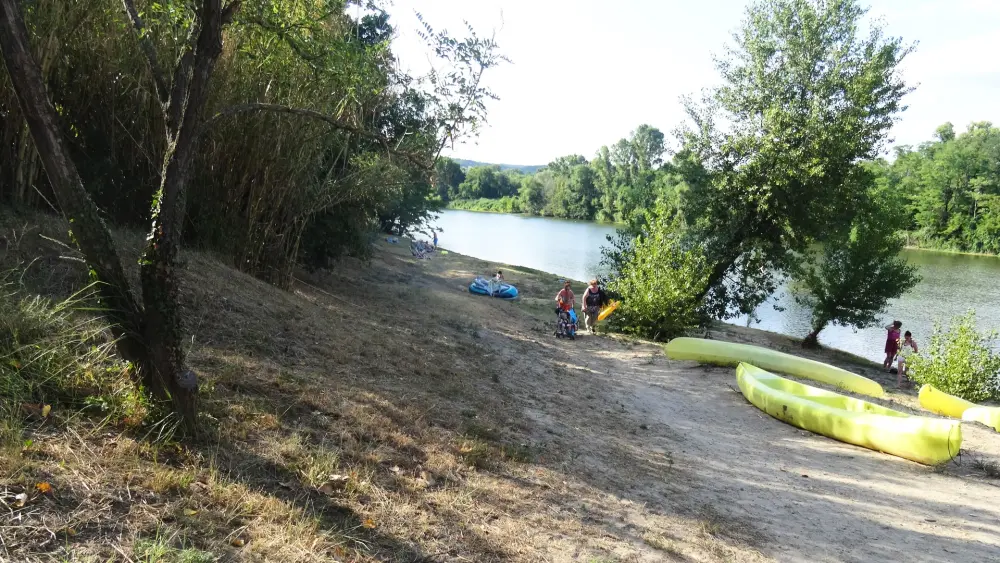 Campsite Tikayan Le Peyrolais 3 Stars★★★