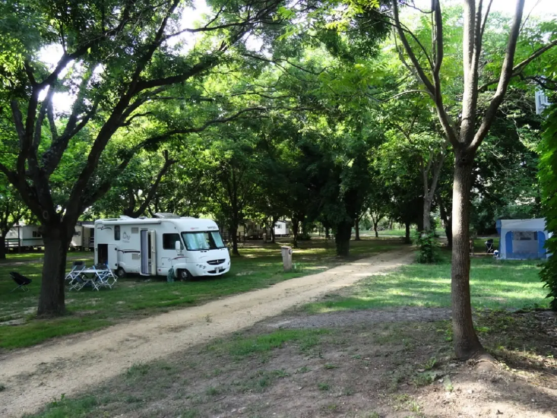 Campsite Tikayan Le Peyrolais 3 Csillagok★★★