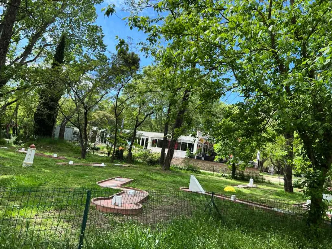 Campsite Tikayan Le Peyrolais 3 Csillagok★★★