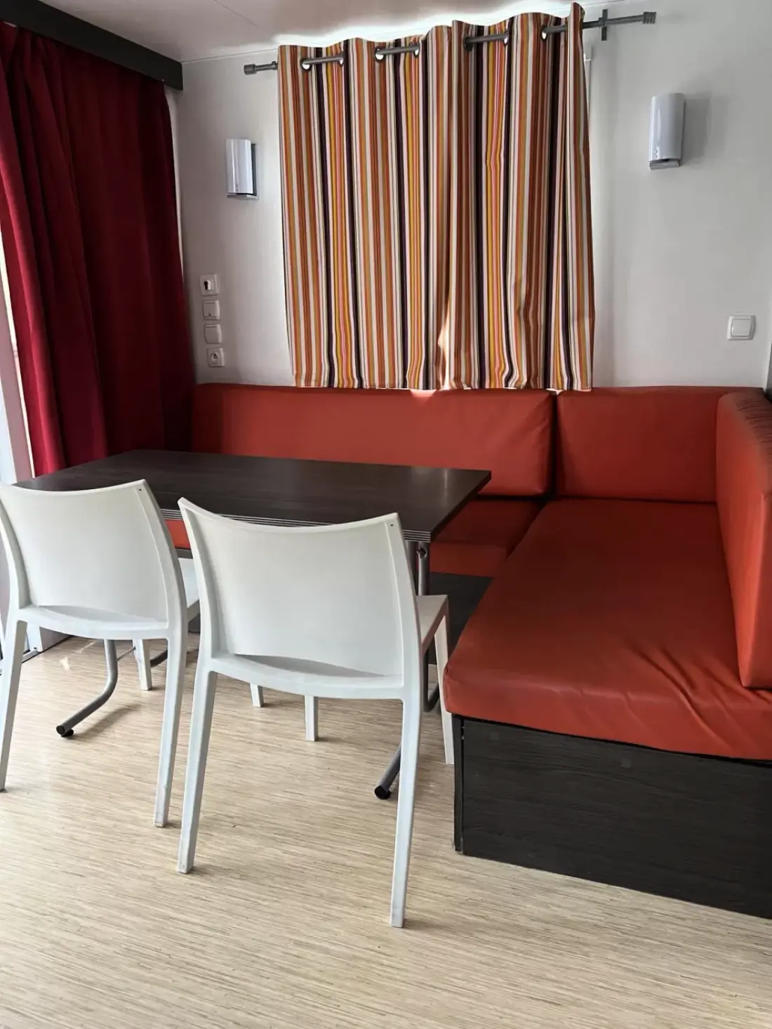 Campsite Tikayan Le Peyrolais 3 Csillagok★★★