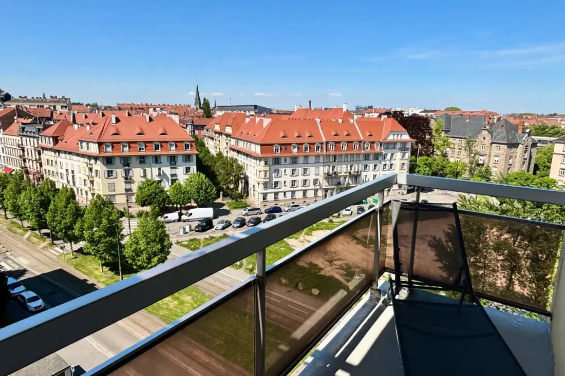 Apartament 8 piętro z 2 Balkony