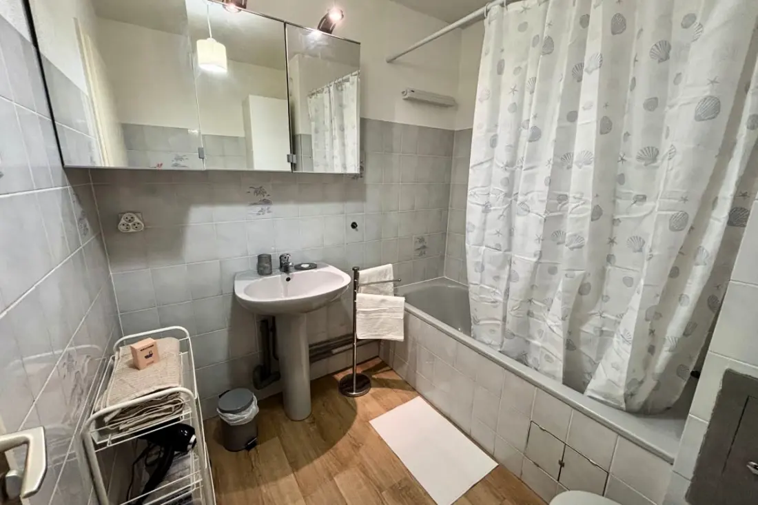 Apartament 8 piętro z 2 Balkony