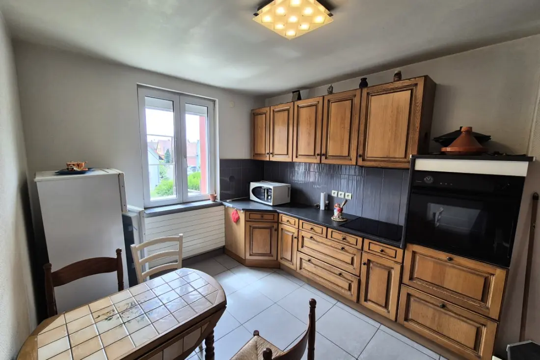 Appartement Spacieux Avec Jardin à Strasbourg
