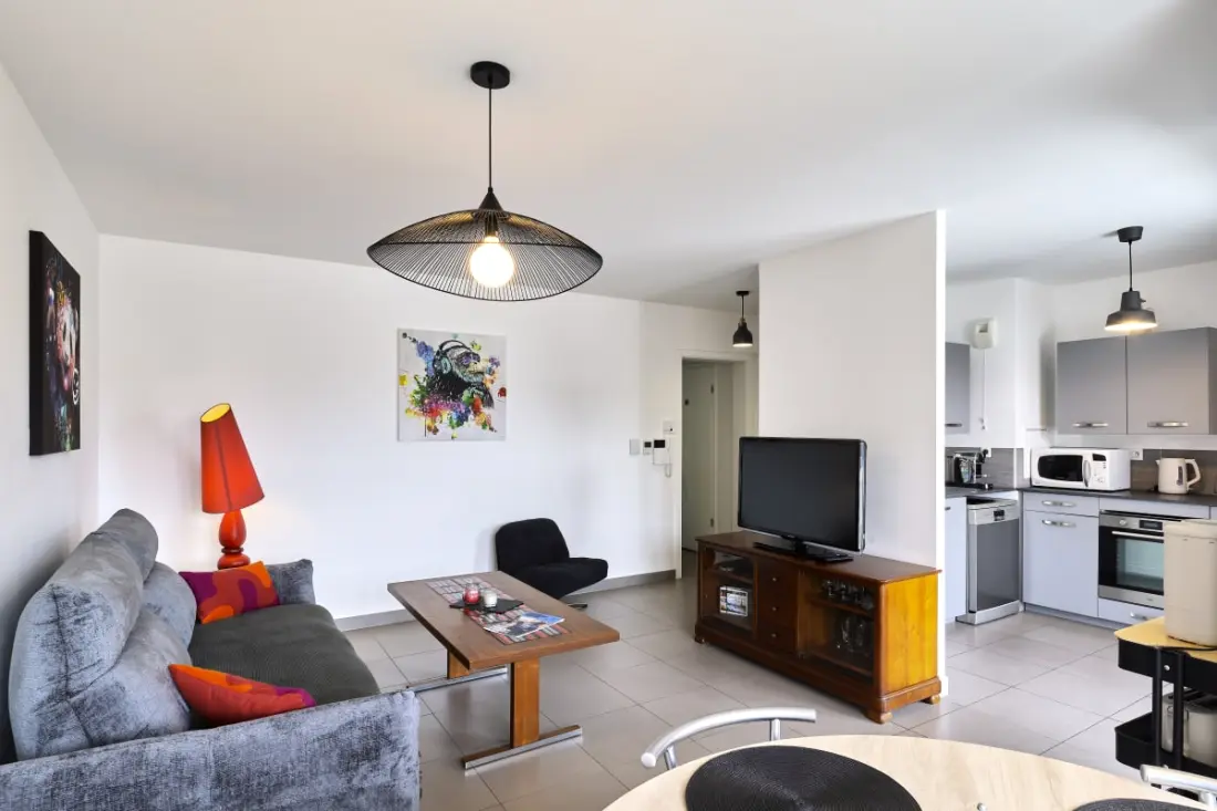 In de sterren - 2 slaapkamers in de buurt van het stadscentrum met parkeergelegenheid inbegrepen