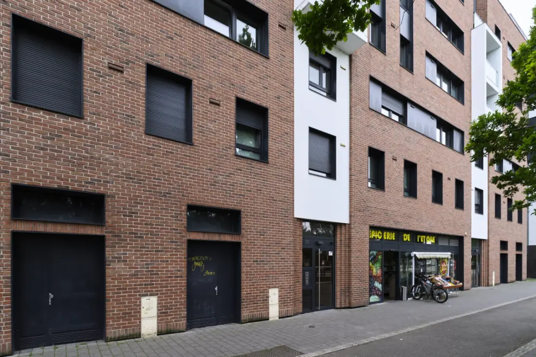 In de sterren - 2 slaapkamers in de buurt van het stadscentrum met parkeergelegenheid inbegrepen