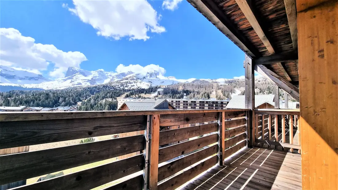Superd Chalets Helianthema