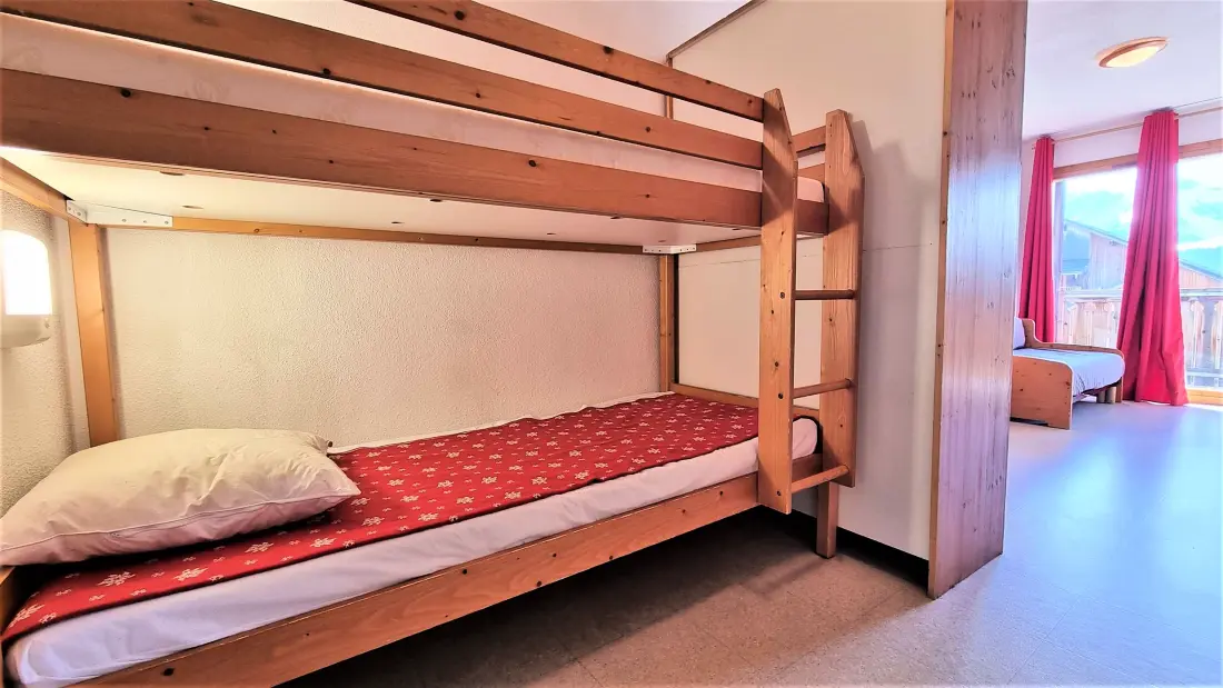 Superd Chalets Helianthema