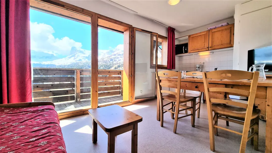 Superd Chalets Helianthema