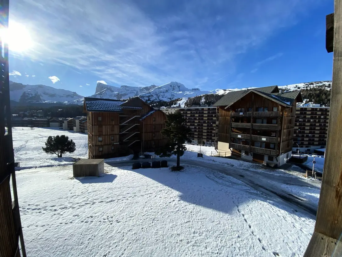 Chalets De Superd Helianthema