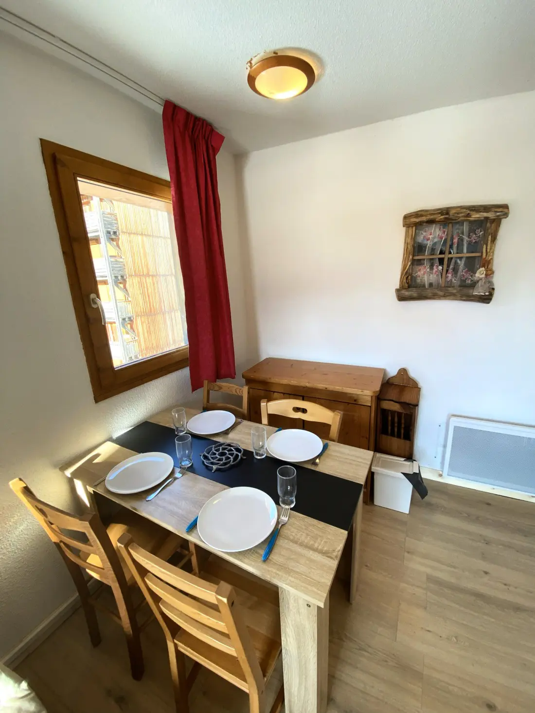 Chalets De Superd Helianthema