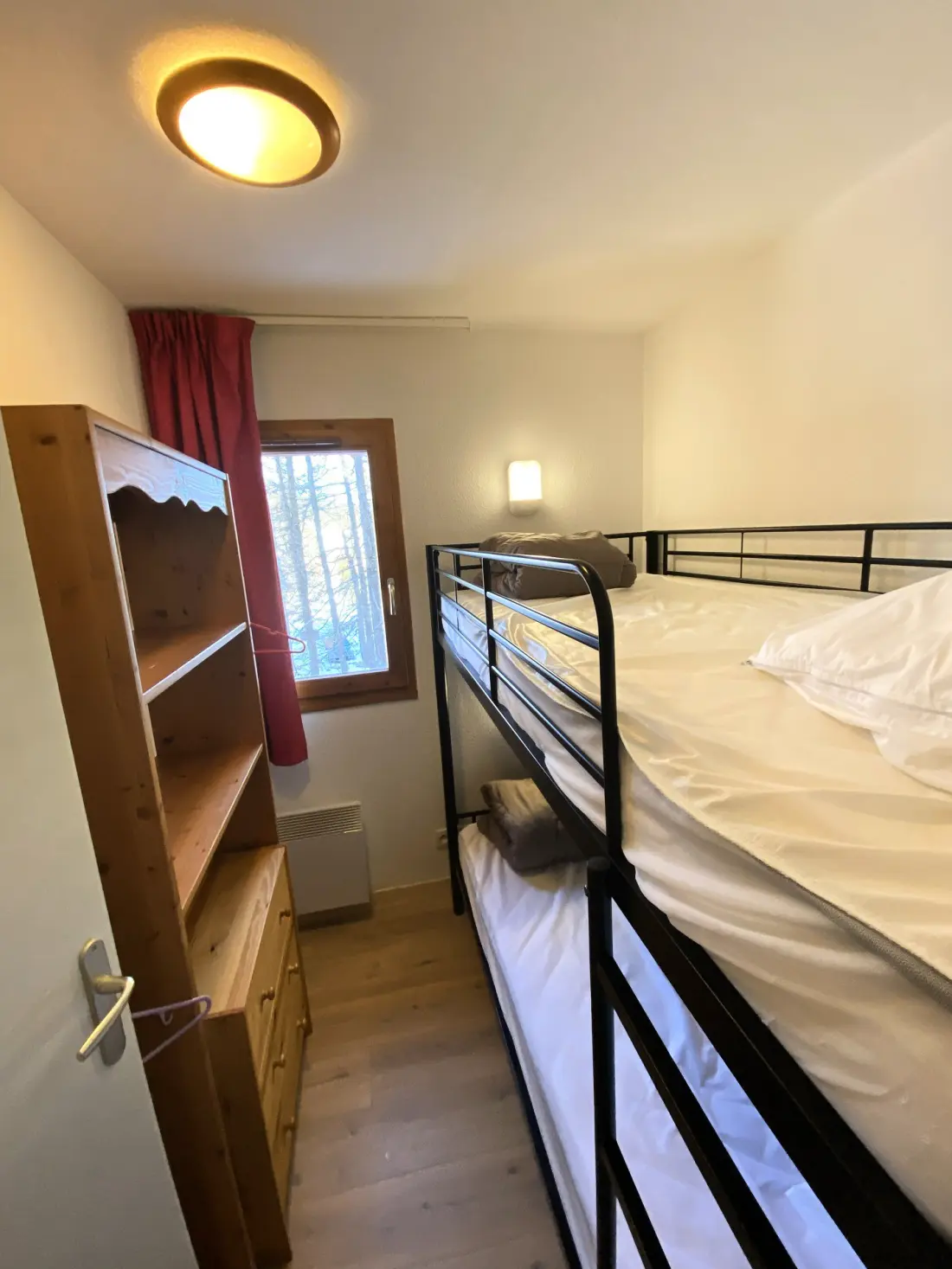 Chalets De Superd Helianthema