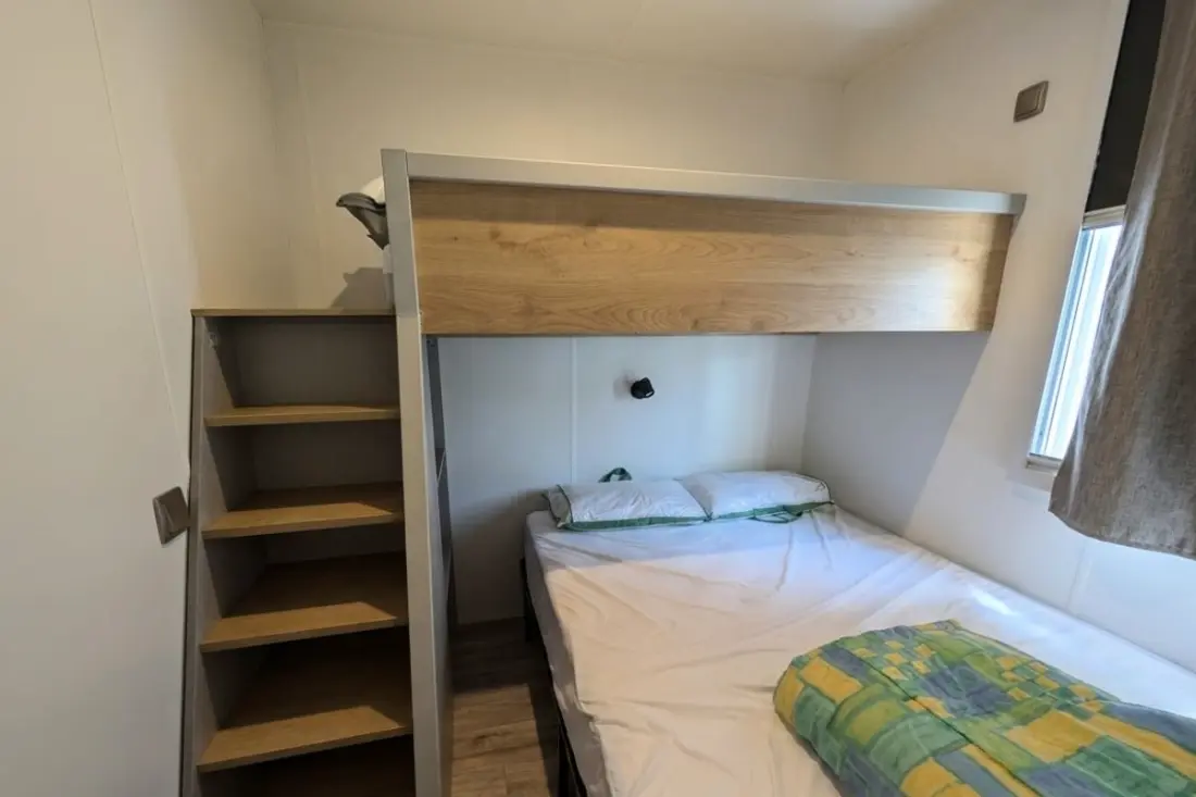 Superb Chalet a légkondicionáló, medencék, játékok