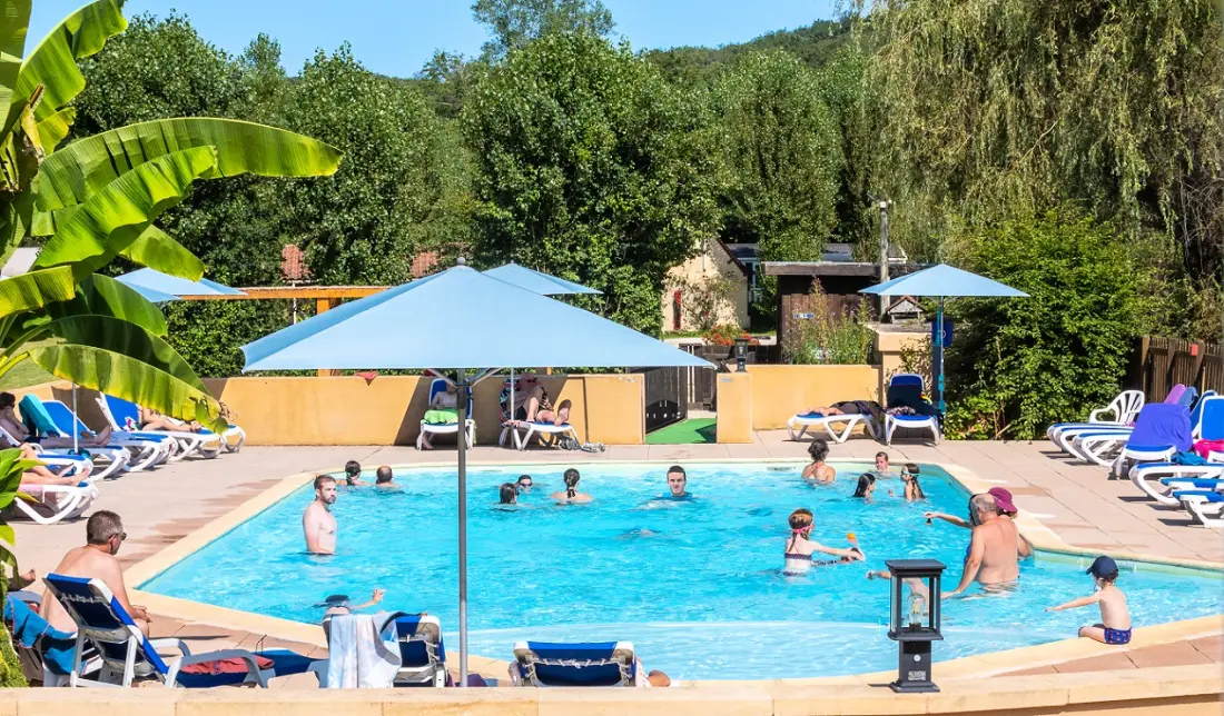 Camping Le Pont de Mazerat 41 étoiles★