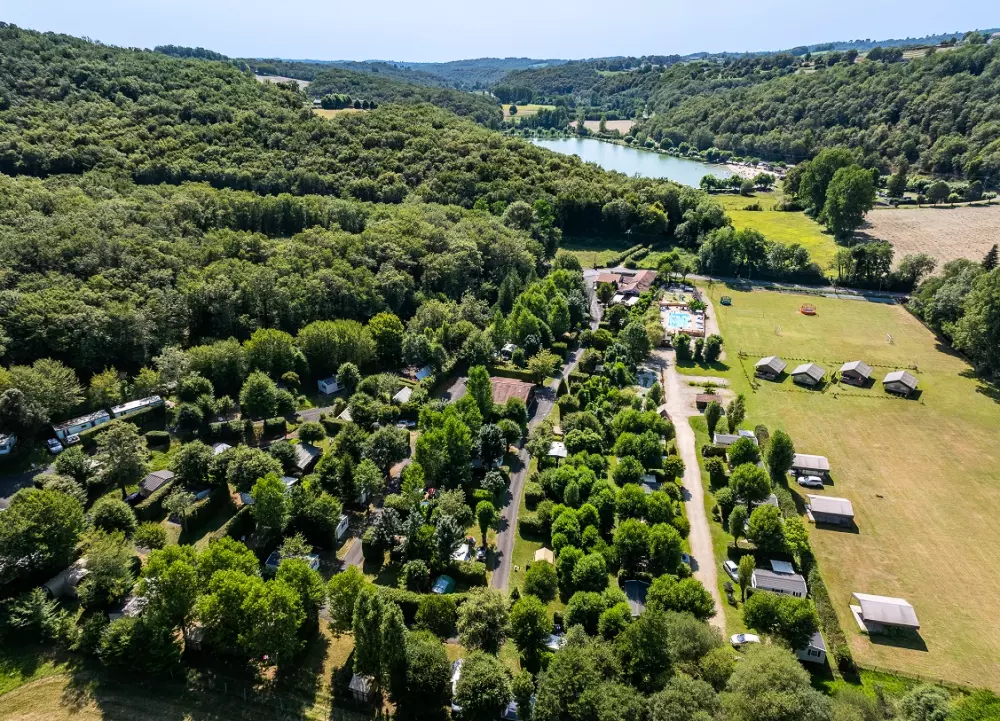 Camping Le Pont de Mazerat 41 étoiles★