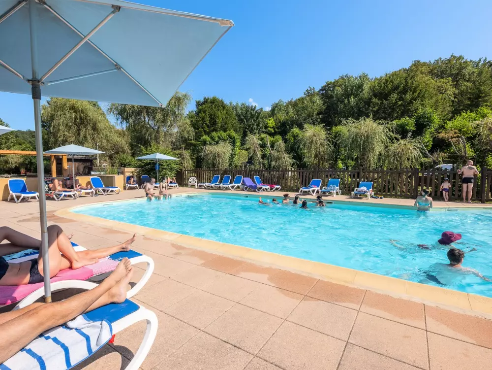 Camping Le Pont de Mazerat 41 étoiles★