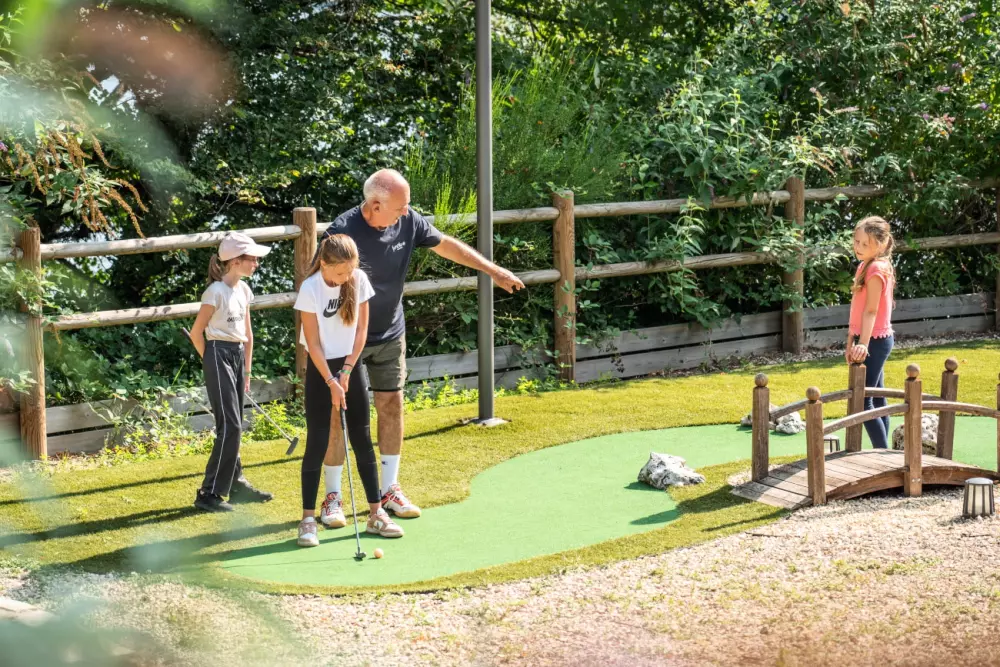 Camping Sunêlia La Source - Occitanie - Aveyron 4 étoiles★★★★