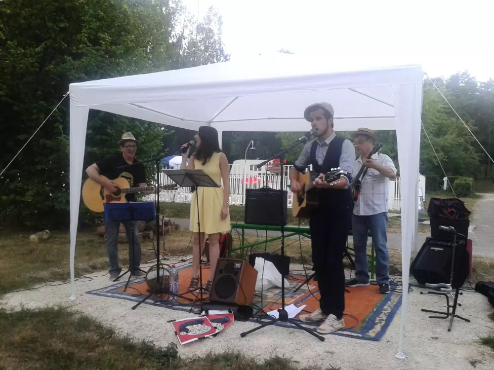 Camping Le Repaire 3 Stars★★★