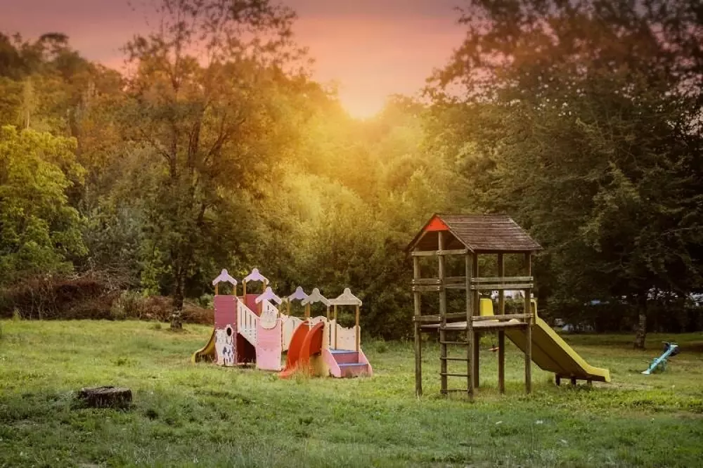 Camping Le Repaire 3 Stars★★★