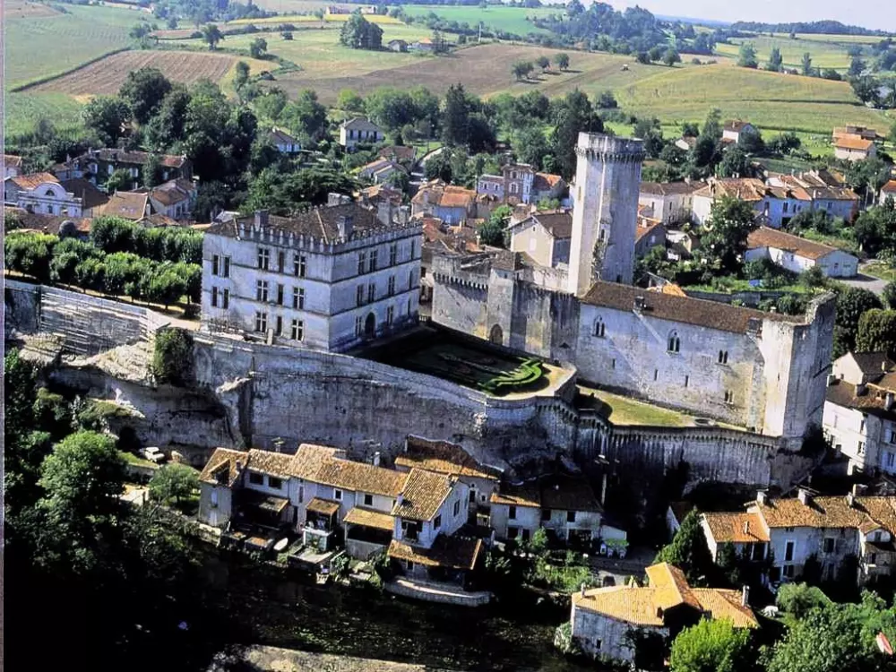 Camping Le Repaire 3 Stars★★★