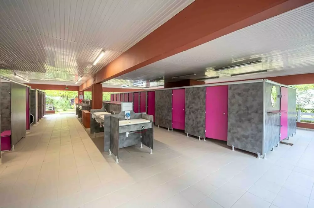 Campsite Le Lac de Thoux 3 Stars★★★