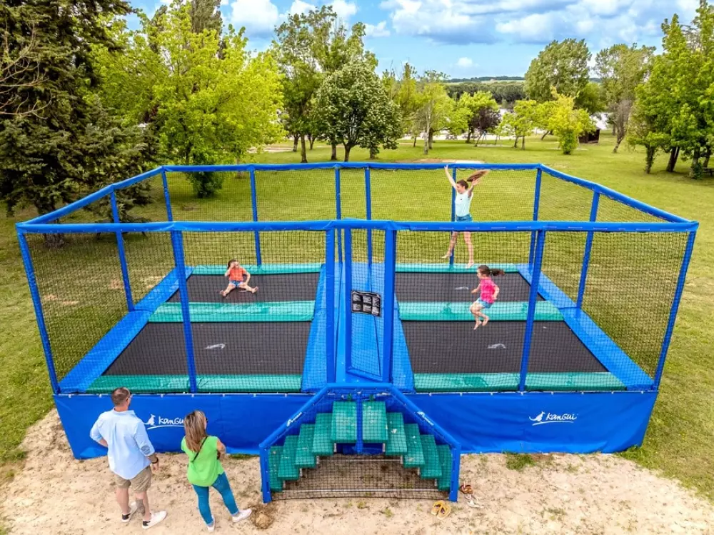 Campsite Le Lac de Thoux 3 Stars★★★