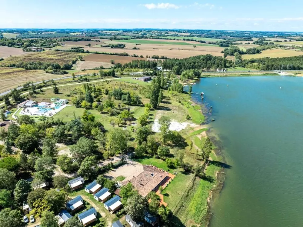 Campsite Le Lac de Thoux 3 Stars★★★