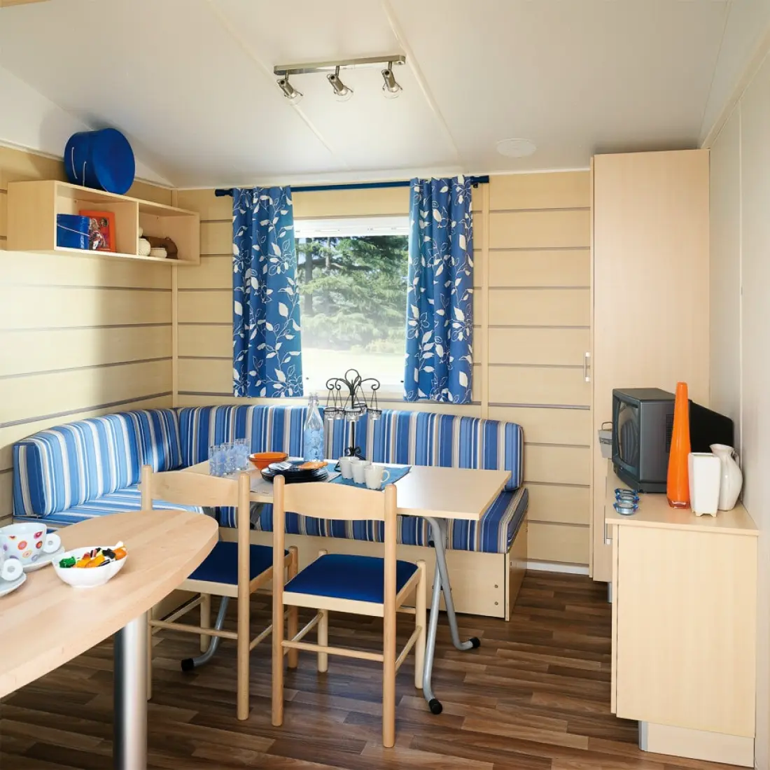 Campsite Le Lac de Thoux 3 Csillagok★★★