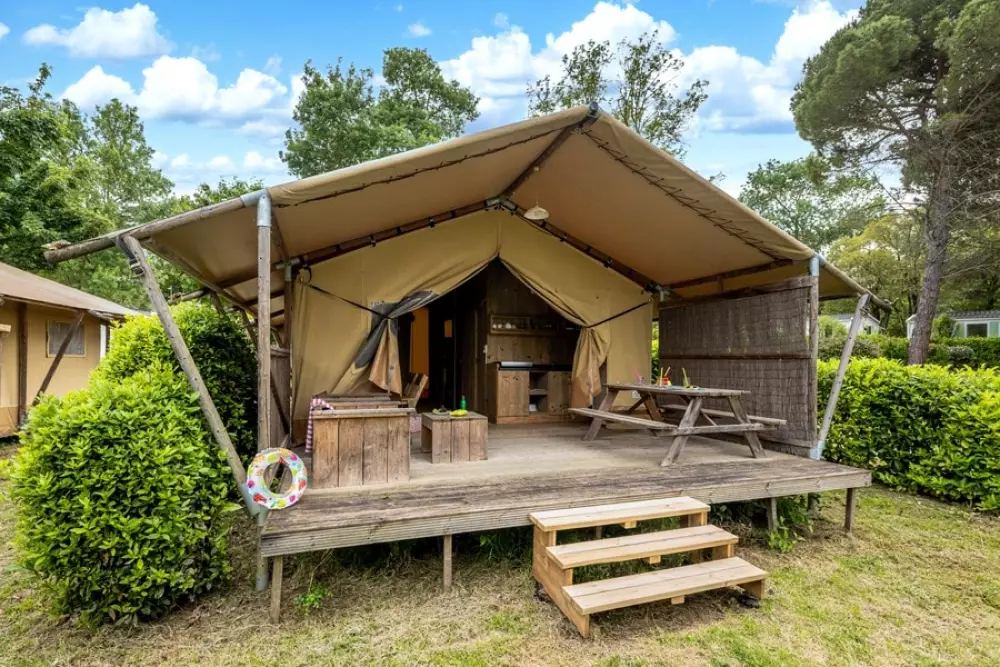 Campsite Le Lac de Thoux 3 Stars★★★