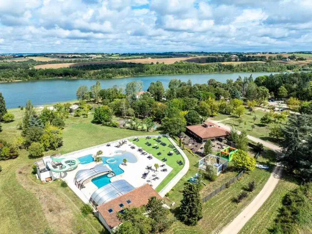 Campsite Le Lac de Thoux 3 Stars★★★