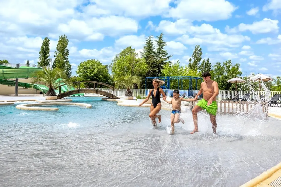 Campsite Le Lac de Thoux 3 Csillagok★★★