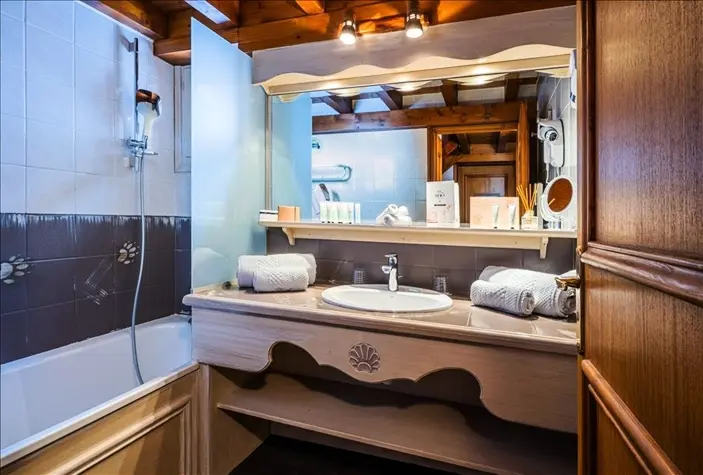 Hotel Les Campanules 4 Csillagok★★★★