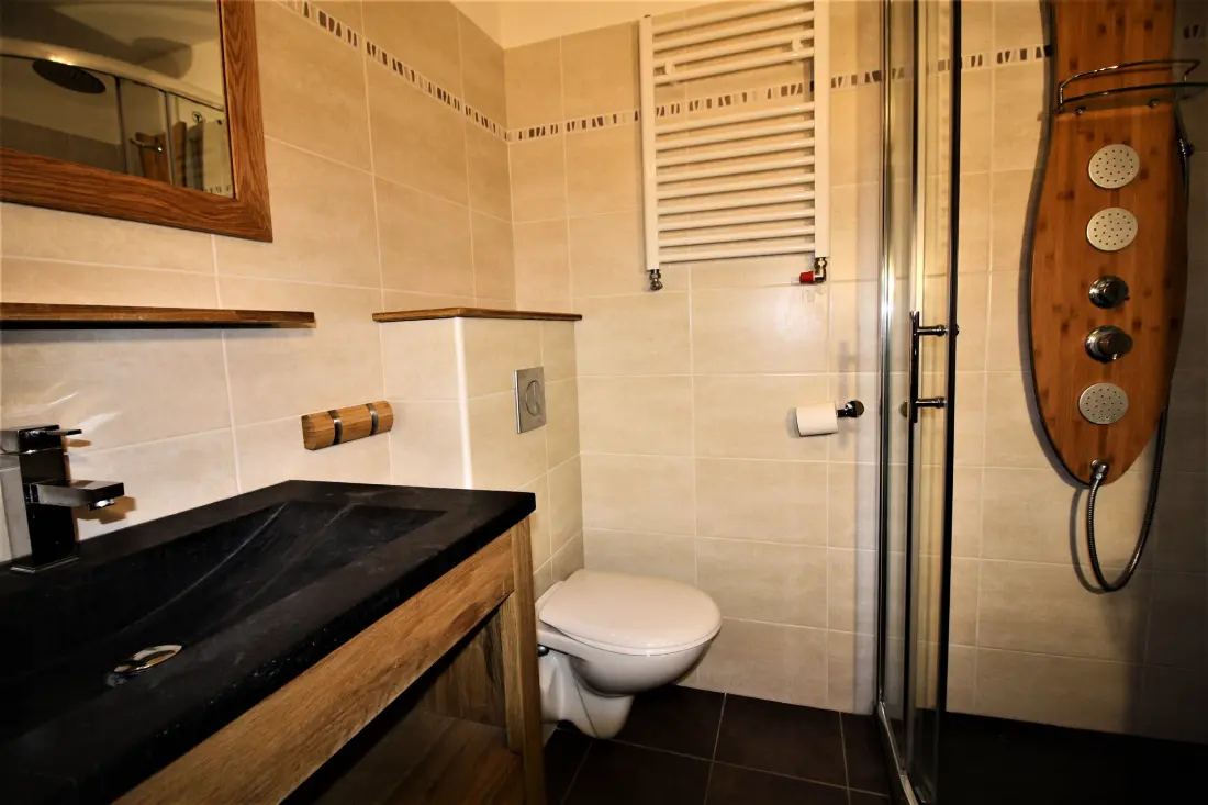 Chalet De La Tour
